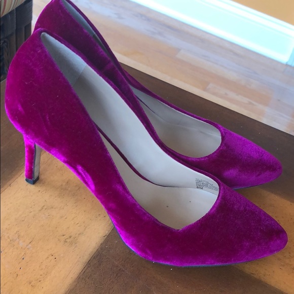 fuchsia stiletto heels
